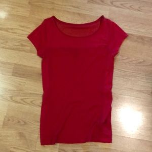 Super chic red top